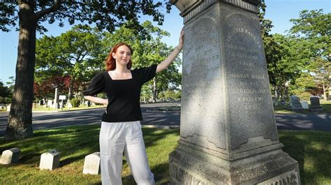 An 1887 Murder Rocked The Bridgertons Of Islip Now A Town Intern