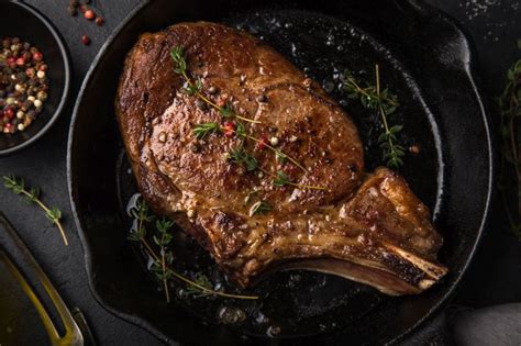 Говяжий стейк, запеченный с розмарином – простой и вкусный рецепт, как ...