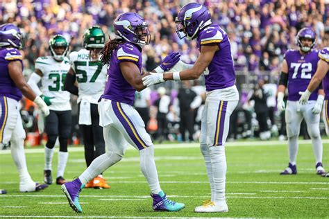 Le RB des Vikings dénonce lhypocrisie de la NFL qui lui inflige une