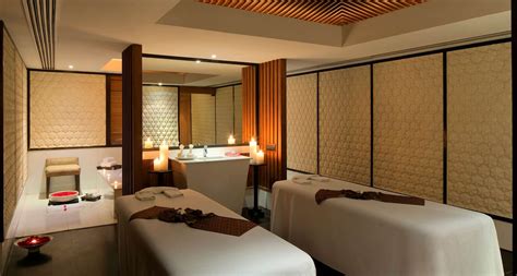 Enjoy luxury Spa facilities in Alibaug | Radisson Blu