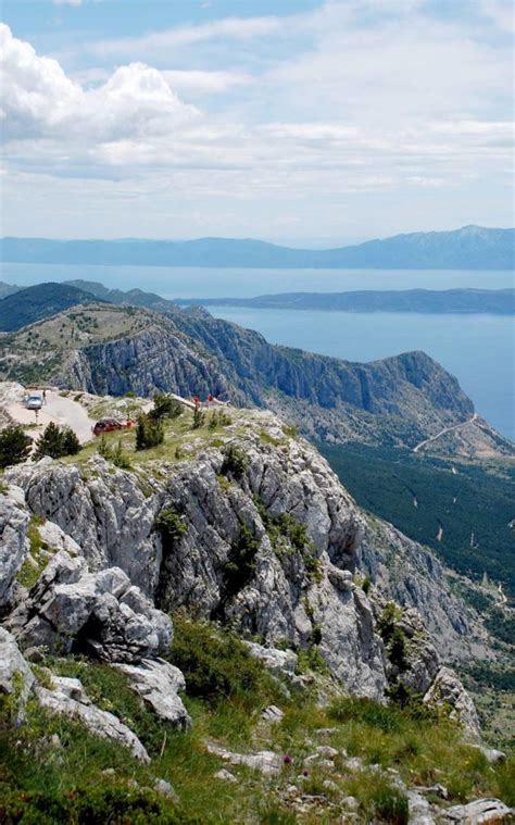 Biokovo sveta planina na kojoj se nalazi više od 87 crkava i kapela HKM