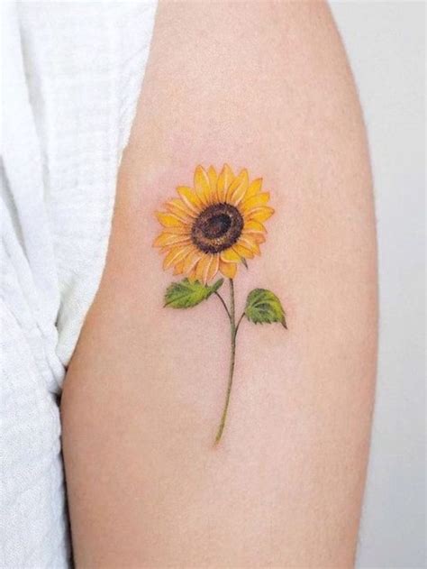 Tatuagens De Girassol O Significado Da Flor Que Segue O Sol 123