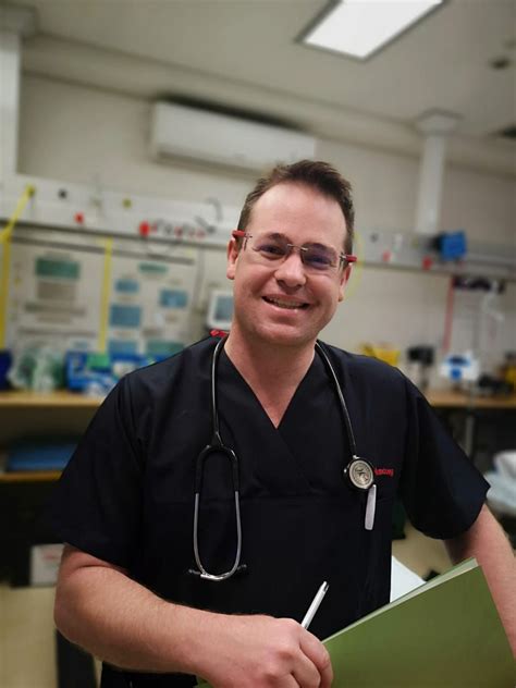 Short Tele Whatsapp Consult Dr Sean T Armstrong 5mins Sta Healthcare