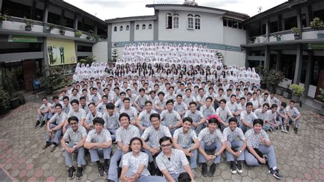 LUAR BIASA Daftar 10 SMA Dan SMK Terbaik Di Indonesia Apakah