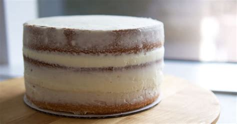 Basic Naked Cake Punchfork