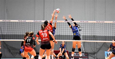 Doble Victoria Del X Tiva Voleibol En Las Ligas De Plata Espa Olas El