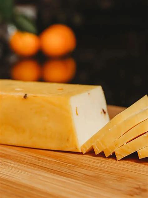 discover  bold flavors  smoked pepper cheese smokedbyewe