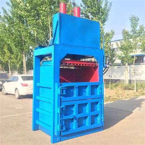 Mild Steel Hydraulic Scrap Baling Press For Industrial Capacity