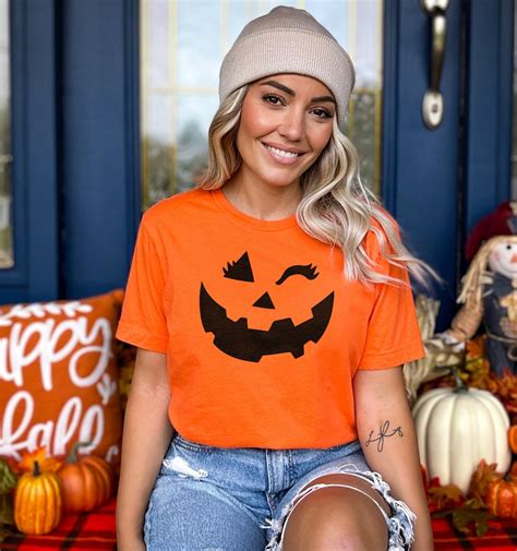 Womens Cute Halloween Winking Pumpkin Face T Shirt Girls Halloween