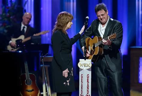 Vince Gill Couldnt Hold Back Tears Singing Go Rest High On That