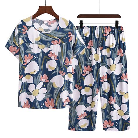 Herrnalise Womens Pajama Sets Cotton Pj Set Floral Print Short Sleeve Top With Capri Pants