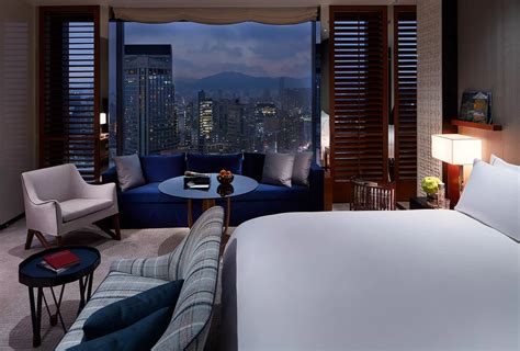 Kowloon Peak View | Hong Kong Hotel Room | Rosewood