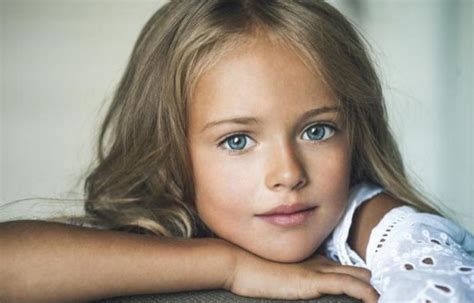 A 9 Ans Kristina Pimenova La Plus Belle Petite Fille Du Monde