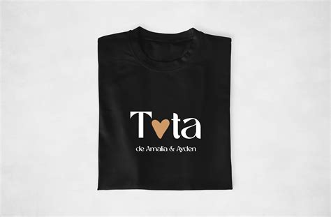 T shirt Personnalisable Tata coeur de Le Cadeau Idéal Assortis Moi