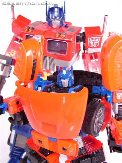 Transformers Alternators Optimus Prime Convoy Toy Gallery Image 114