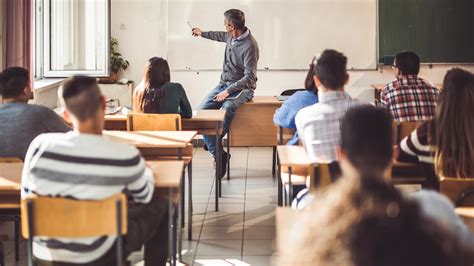 Vers Une Association « Pour Les Enseignants Par Les Enseignants