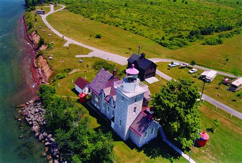 30 Mile Point Lighthouse Somerset Ny Lighthouse Seascape Architecture