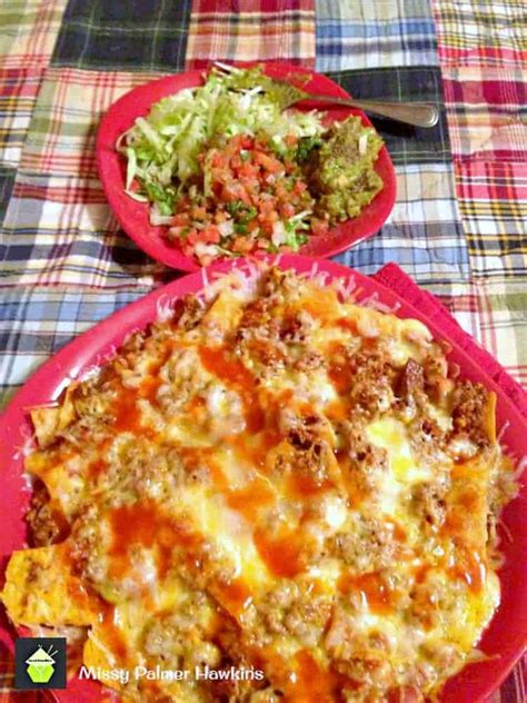 Spicy Beef and Bean Nachos | Lovefoodies