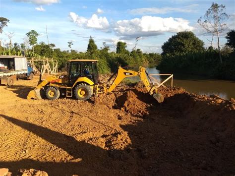 Deputado Ezequiel Neiva Comemora In Cio Da Constru O Da Ponte Sobre O