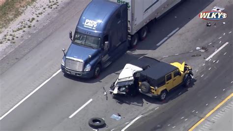 Video 8 Vehicle Crash Snarls Traffic On I 65 South Youtube