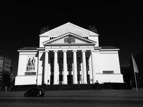 Безплатна снимка : Черно и бяло, архитектура, структура, нощ, къща ...