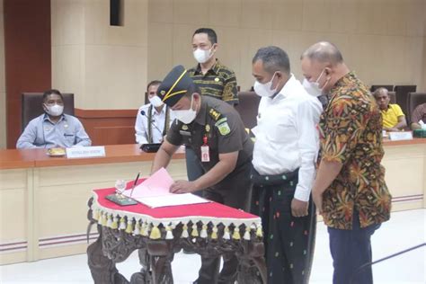 Gubernur Vbl Apresiasi Kinerja Kejati Ntt Dalam Penataan Aset Di Mabar