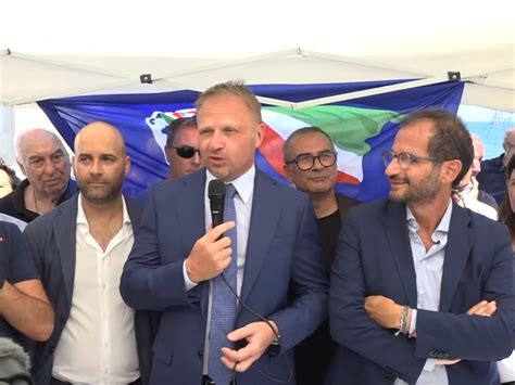 Bari Tappa A Palese Del Tour Di Fdi Italia Vincente Presente Il