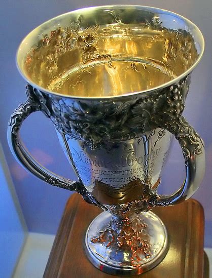 Calder Memorial Trophy - Up Close View | HockeyGods