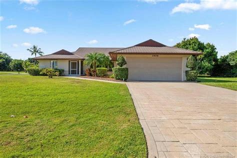 2406 NW Cove Vw Stuart FL 34994 Realtor