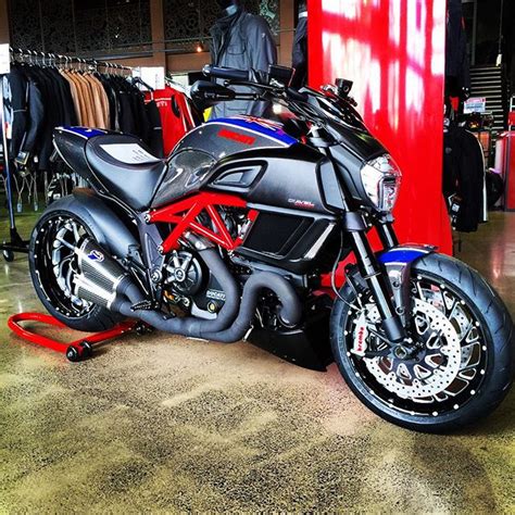 Custom & PaintJob Pictures - Diavel / xDiavel | Page 13 | Ducati Diavel ...