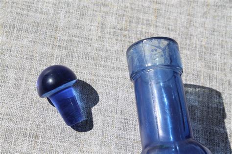 Vintage 700ml Cobalt Blue Glass Bottle 12 With Stopper Engraved Blue Glass Decorative Bottle