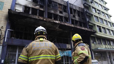 Al Menos 10 Muertos En Incendio De Albergue De Sintecho En Sur De