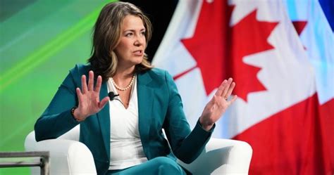 Alberta Premier Danielle Smith says conservatives must learn to win in ...