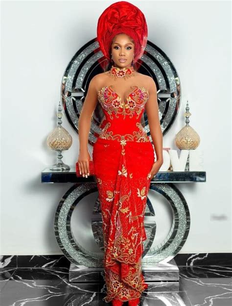 35 Best Nigerian Lace Gown Styles For Ladies In 2024