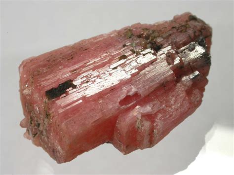 Descubriendo Los Poderes Ocultos De La Serandita Cristales Y Piedras