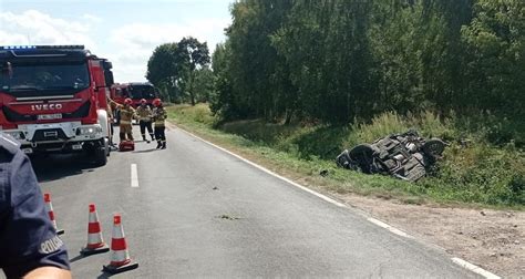 Latek Nie Zatrzyma Si Do Kontroli I Rozbi Bmw Podczas Ucieczki