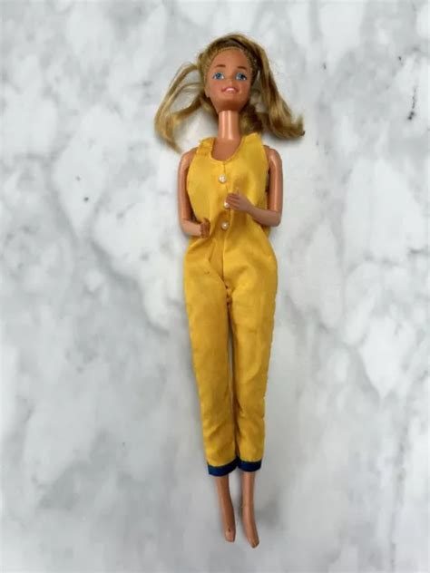 VINTAGE HONEY BLONDE Barbie Doll 1966 Mattel Philippines Yellow