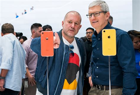 Apple Chief Design Officer Jony Ive Leaving The Company News Wipes Us