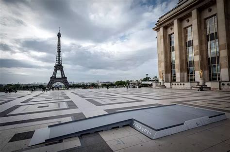 Afp G N Ral Cercueils De Soldats Fran Ais Au Pied De La Tour