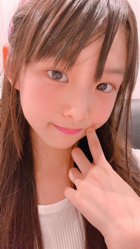 広瀬じゅり On Twitter こんばんじゅりり🧡💚🥰今日は、雨がやんでる時に、弟とダンゴ虫をつかまえに行ったよ😉 T