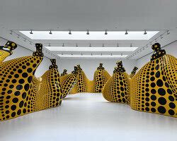 Yayoi Kusama S Inflatable Works Take Over Manchester In You Me The