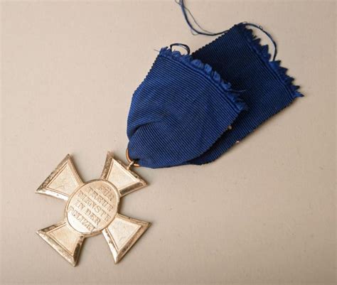 Regimentals German Wwii Police Year Long Service Medal With Ribbon