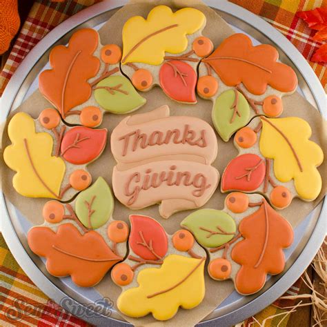 How To Make An Autumn Wreath Cookie Platter