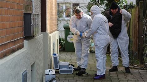 Stuttgart Bad Cannstatt Eheleute Tot In Wohnung Gefunden Bad Cannstatt