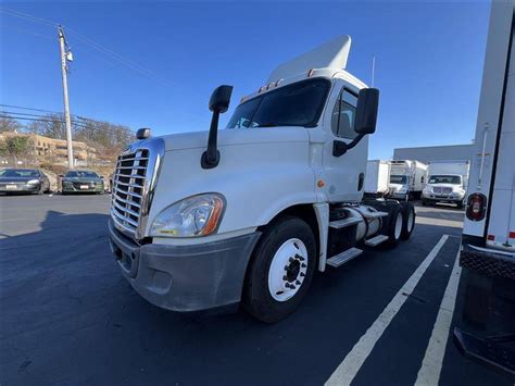 2014 Freightliner Cascadia 125 For Sale Day Cab 565480