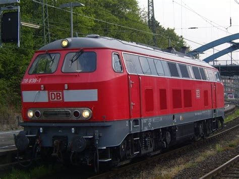 Die 218 838 1 Kam Grade Vom Nachschub Von Dem Pilgersonderzug Zurück In