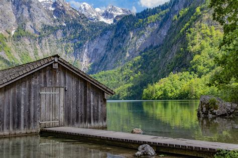 Dormir dans une cabane sur l eau une expérience à vivre