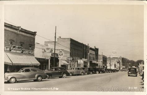 Street Scene Hawkinsville, GA Postcard