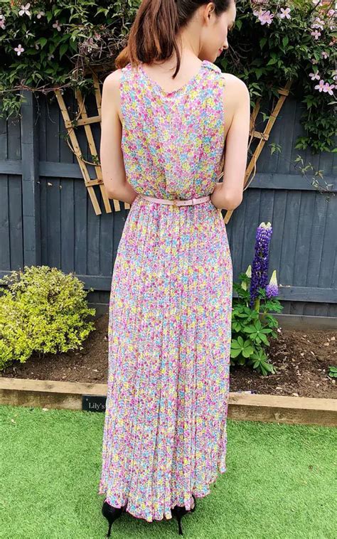 Sleeveless Wrap Maxi Dress In Pink Floral Print Cy Boutique Silkfred Au