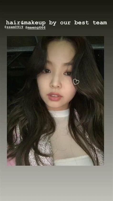 BLACKPINK Jennie Instagram story jennierubyjane Lisa Rosé Rosé And